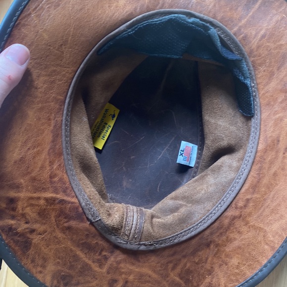 Leather walkabout hat - Picture 8 of 14